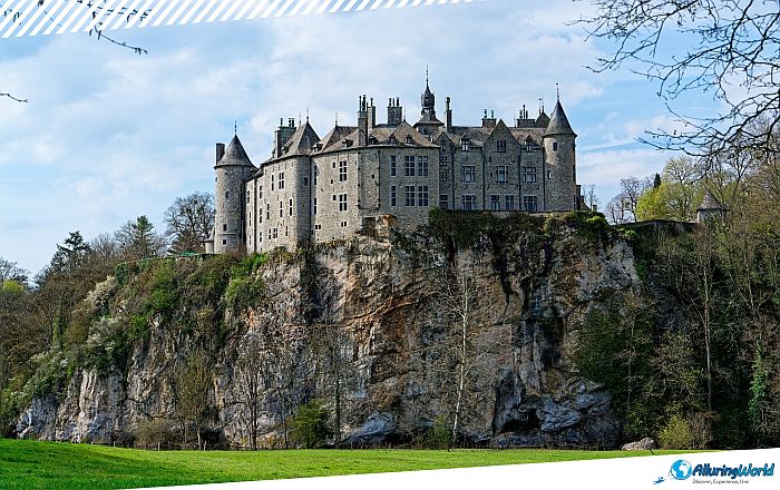 2 Walzin Castle