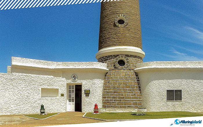 4 José Ignacio Lighthouse