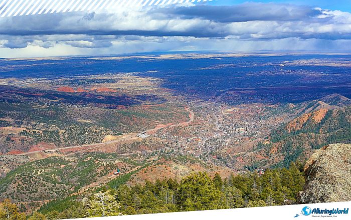 4 Manitou Incline in Colorado