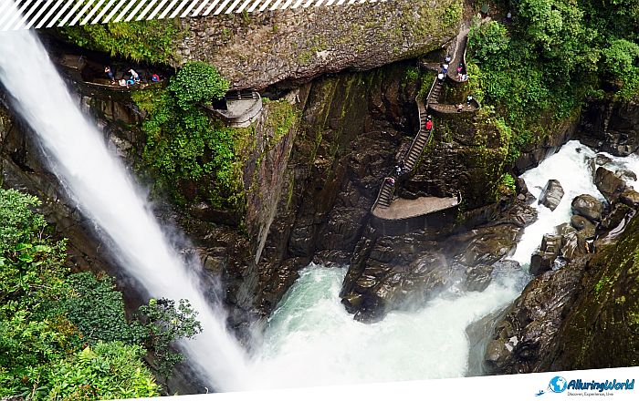 5 Pailón del Diablo Waterfall