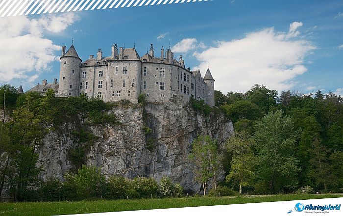 6 Walzin Castle