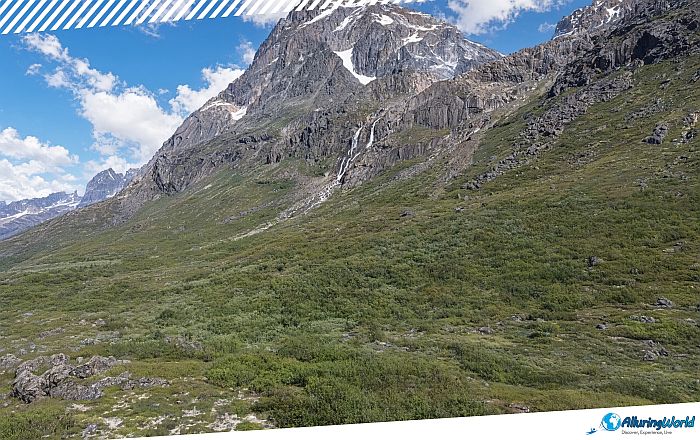 9 Qinngua Valley in Greenland