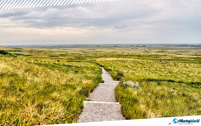 10 Head-Smashed-In Buffalo Jump UNESCO Site