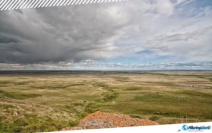 8 Head-Smashed-In Buffalo Jump UNESCO Site