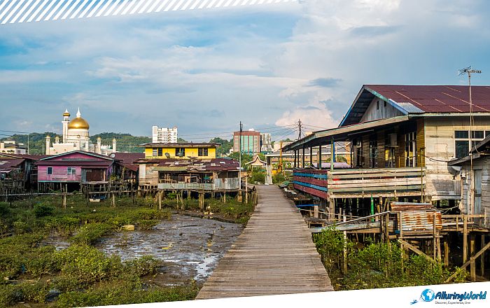 9 Kampong Ayer, Brunei